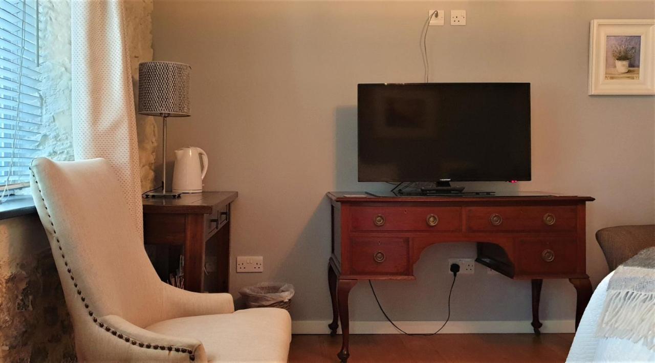 Rose Farm Bed & Breakfast Хонитън Екстериор снимка